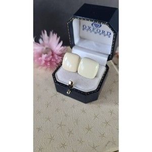 1980s Beige Square Earrings